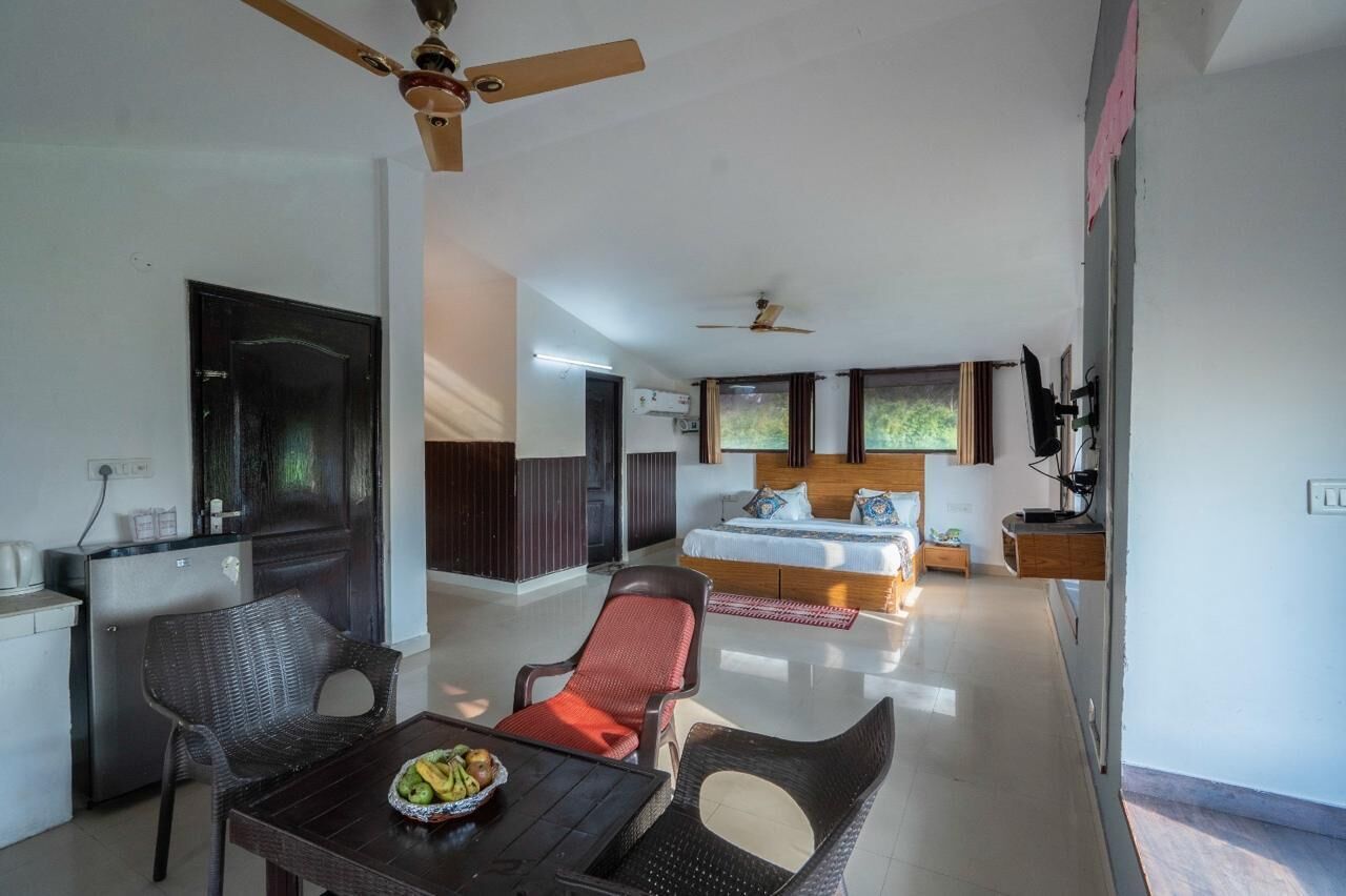 Family Room, Garden View | Desk, laptop workspace, soundproofing, iron/ironing board