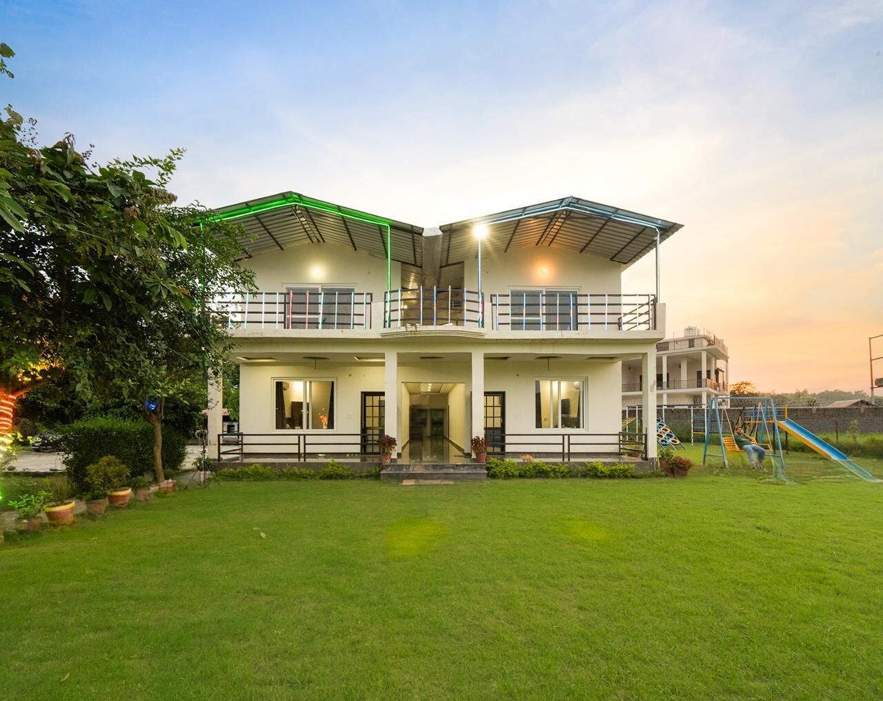 家庭客房, 花園景觀 | 書桌、筆電工作空間、隔音、熨斗/熨衣板