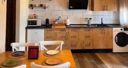 CASAS DEL BARRANCO DE LA HOZ