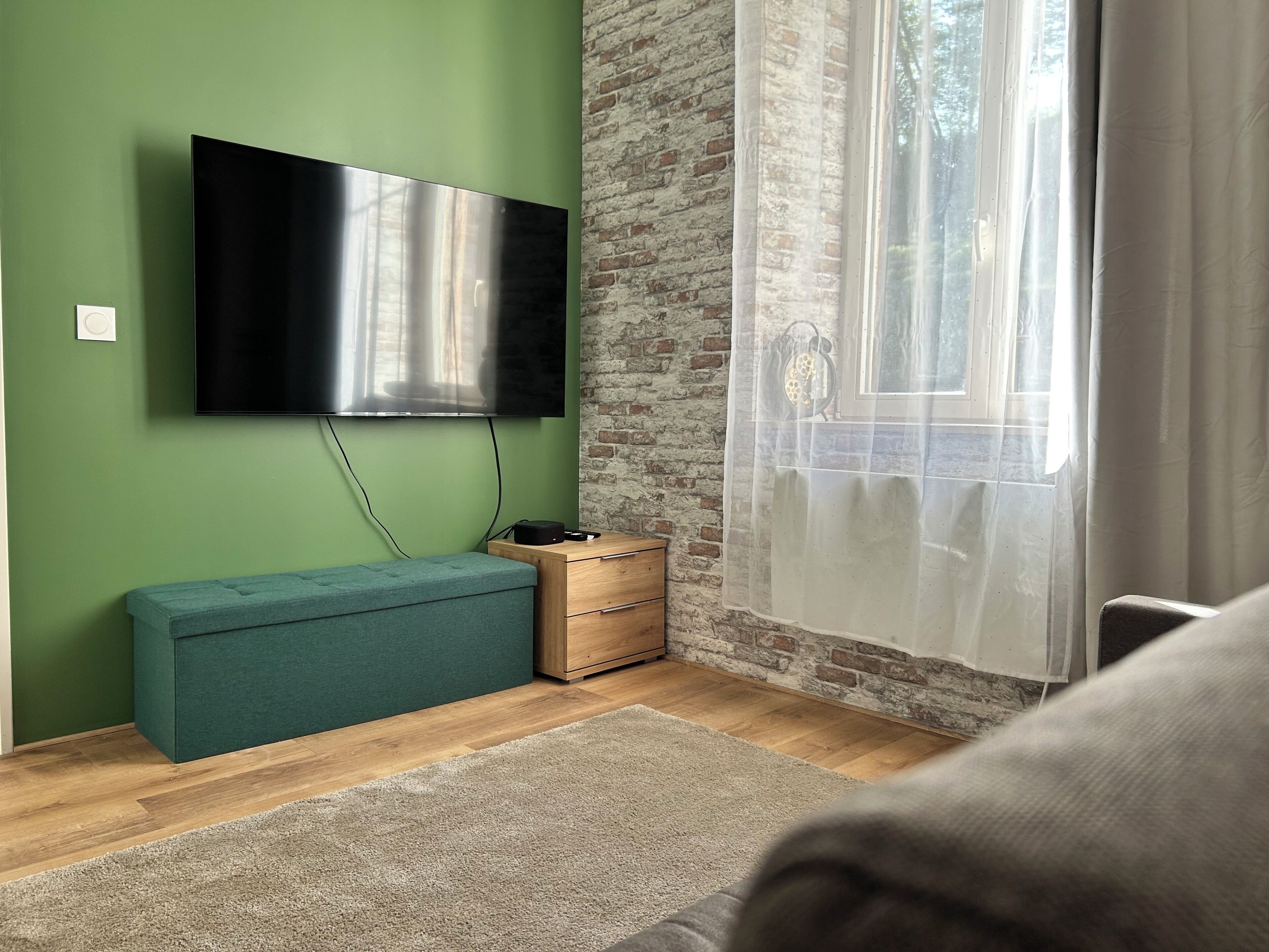TV