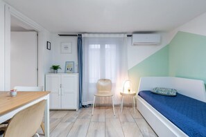 2 bedrooms