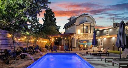 NOLA Getaway! 4BR w Shared Backyard near Streetcar