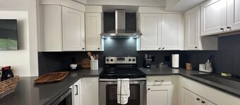 Work from home in luxury - Enjoy living in a fully renovated four bedroom!