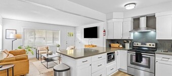 Pet-Friendly, Monthly stay. Fenced yard 4beds 2bath home