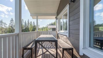 House | Balcony