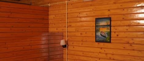 Deluxe Cottage, 1 King Bed, Garden View, Garden Area