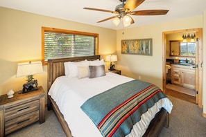 4 bedrooms, WiFi - The Moose House By Destination Big Bear: 4 Bedroom Luxury Home! Gorgeous Views! HOT TUB! Gameroom! (Big Bear Lake)