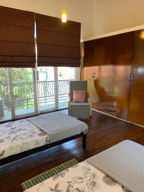 3 habitaciones, tabla de planchar con plancha y wifi gratis