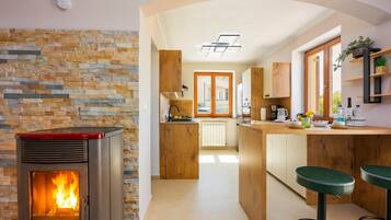 Family Apartment, 2 Bedrooms, Balcony (Double D Modern Family Apartment near) | Private kitchen