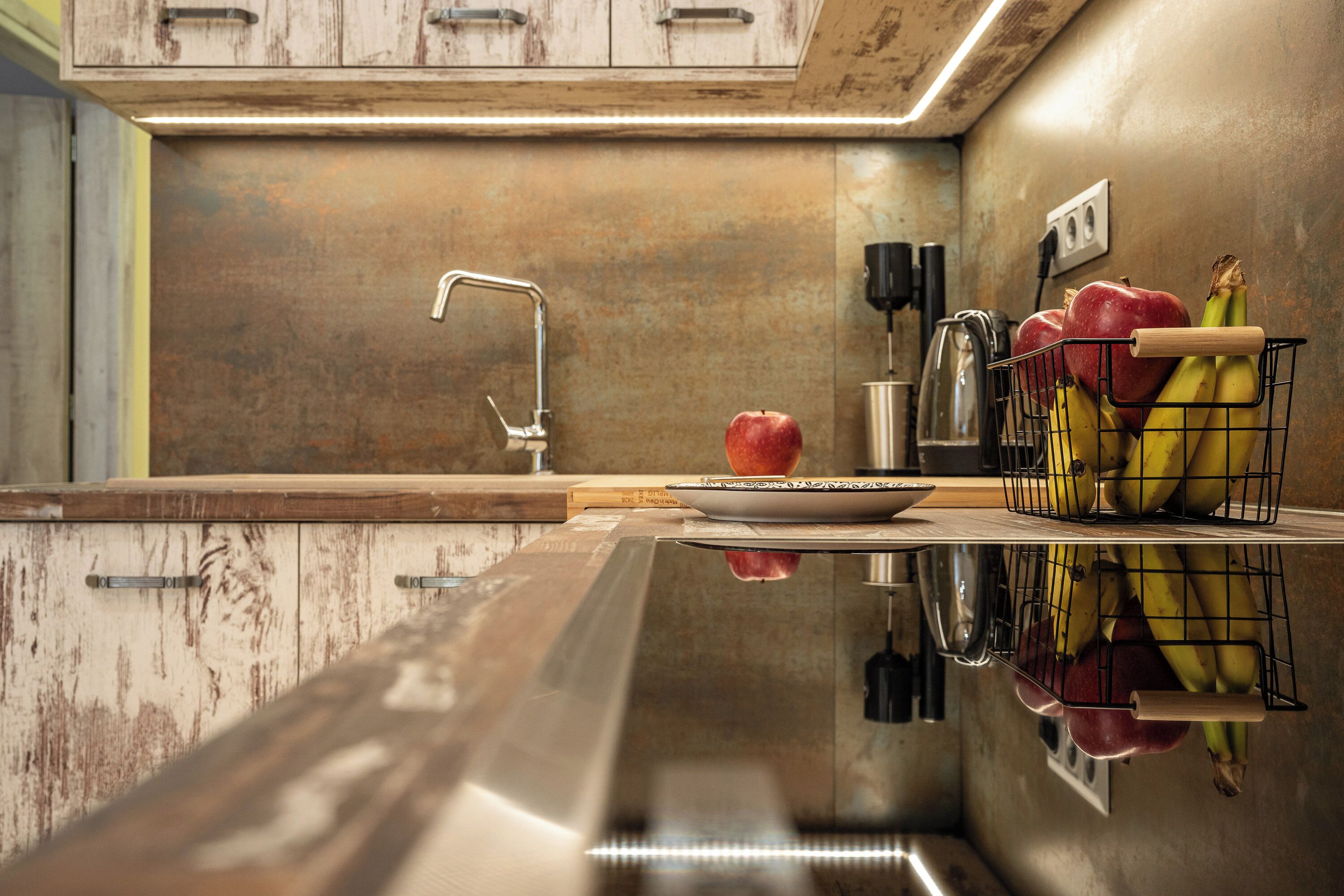 Apartment, 2 Bedrooms | Private kitchen | Electric kettle