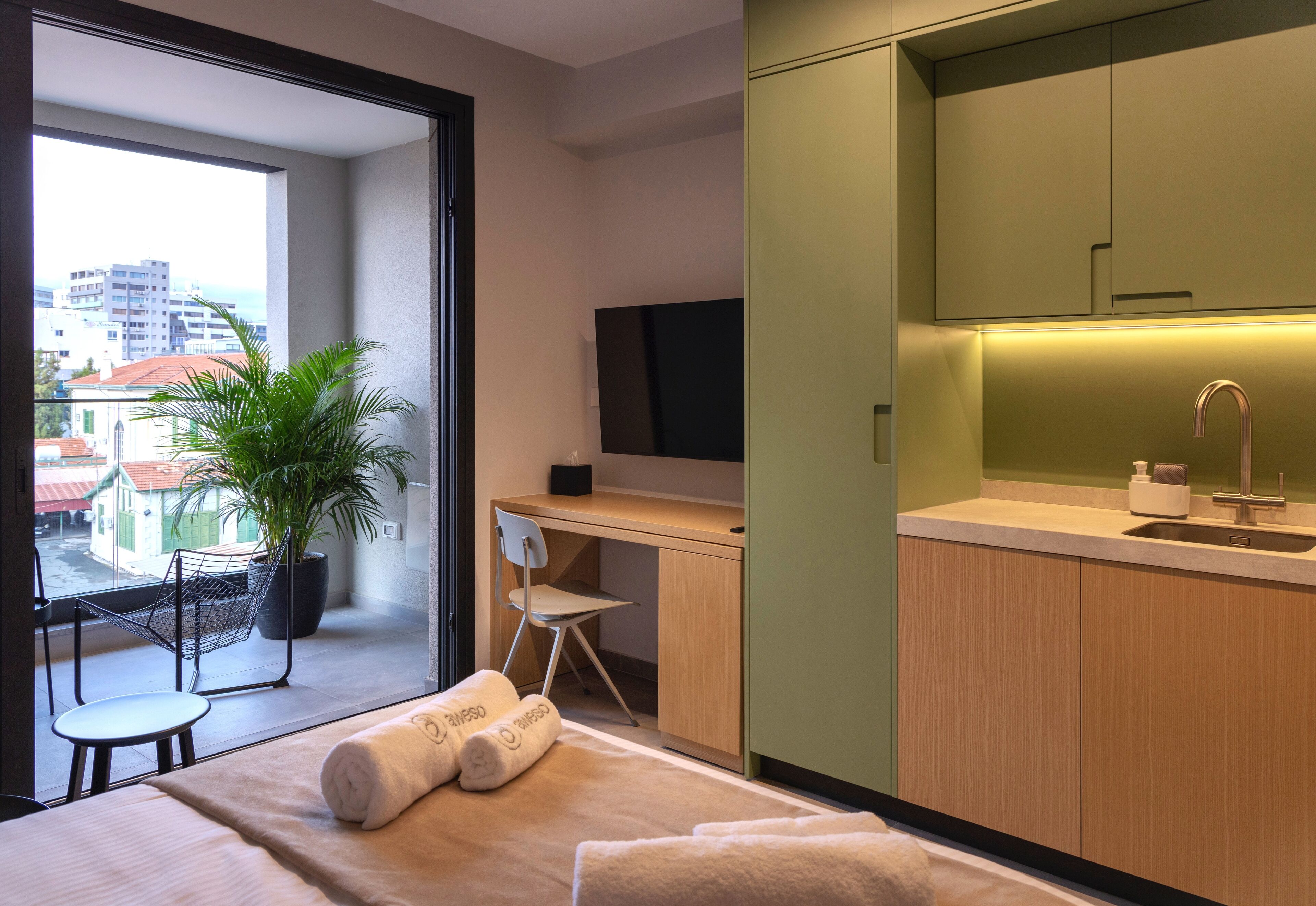 Double Room, City View | Premium bedding, in-room safe, desk, laptop workspace