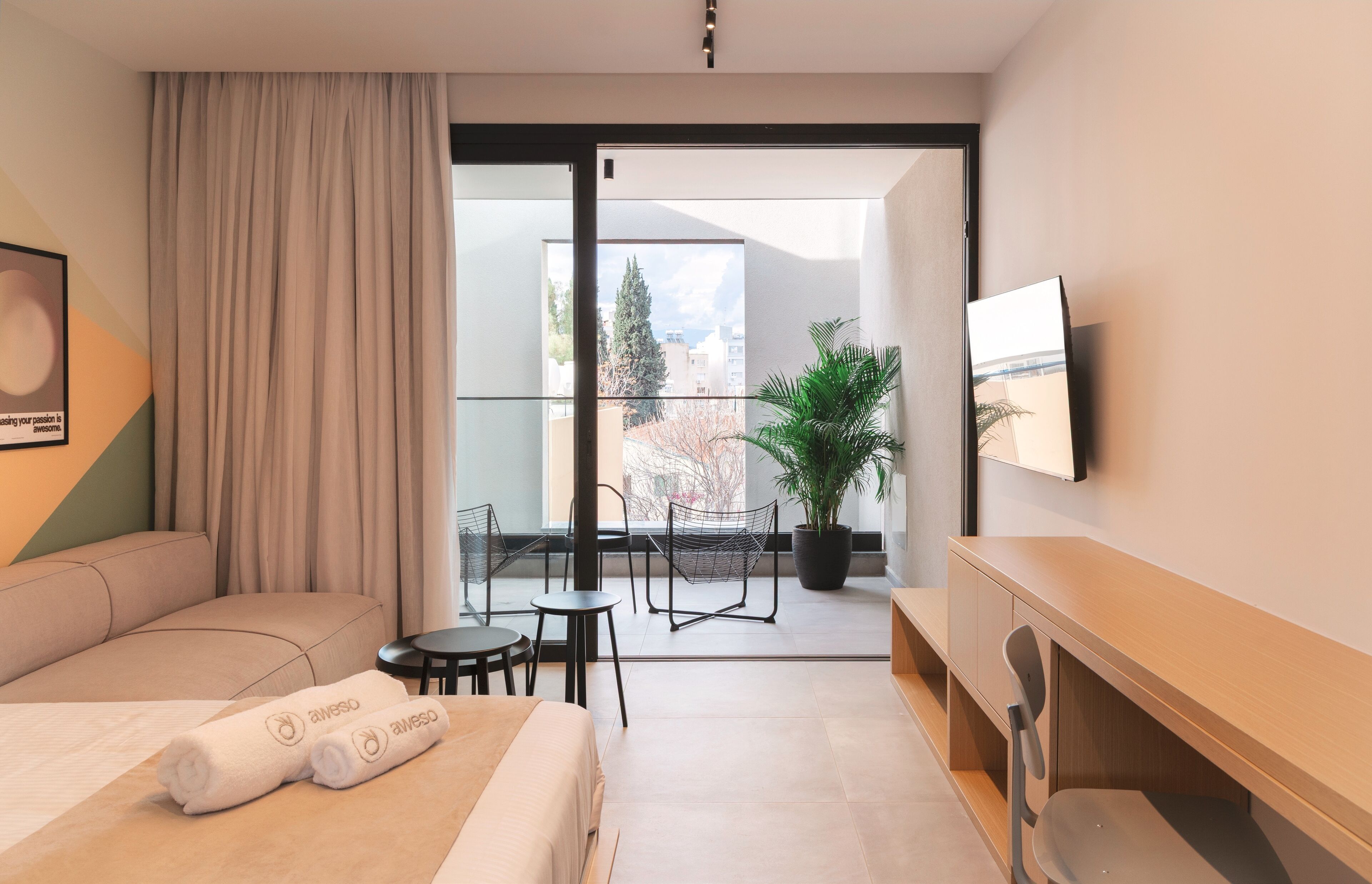 Deluxe Double Room, City View | Premium bedding, in-room safe, desk, laptop workspace