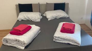 1 Schlafzimmer, WLAN, Bettwäsche