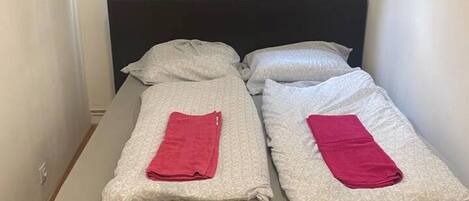 1 bedroom, WiFi, bed sheets
