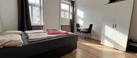 1 bedroom, iron/ironing board, WiFi, bed sheets