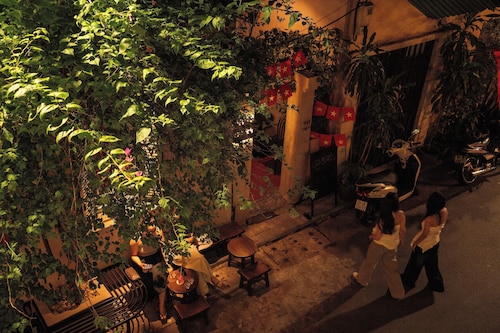 CozyPosy Premier Apartment