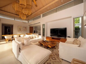 Deluxe Villa, Patio | Living area