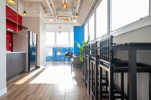 SIGNATURE TWO-BEDROOM PENTHOUSE DUPLEX | Private kitchen