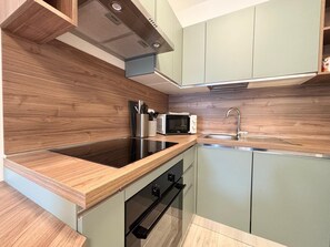 Fridge, microwave, oven, stovetop - Eur Home Clusone (Clusone)