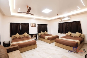 Luxury Villa, Multiple Bedrooms