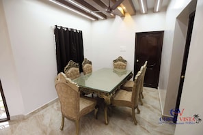 Luxury Villa, Multiple Bedrooms | Living area