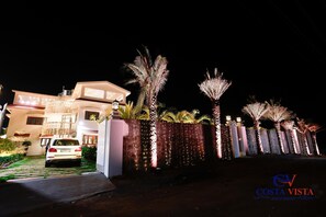 واجهة المنشأة