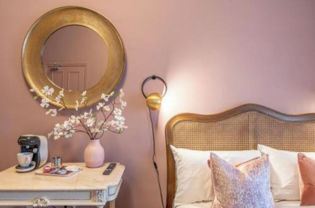 Soundproofing, iron/ironing board, free WiFi