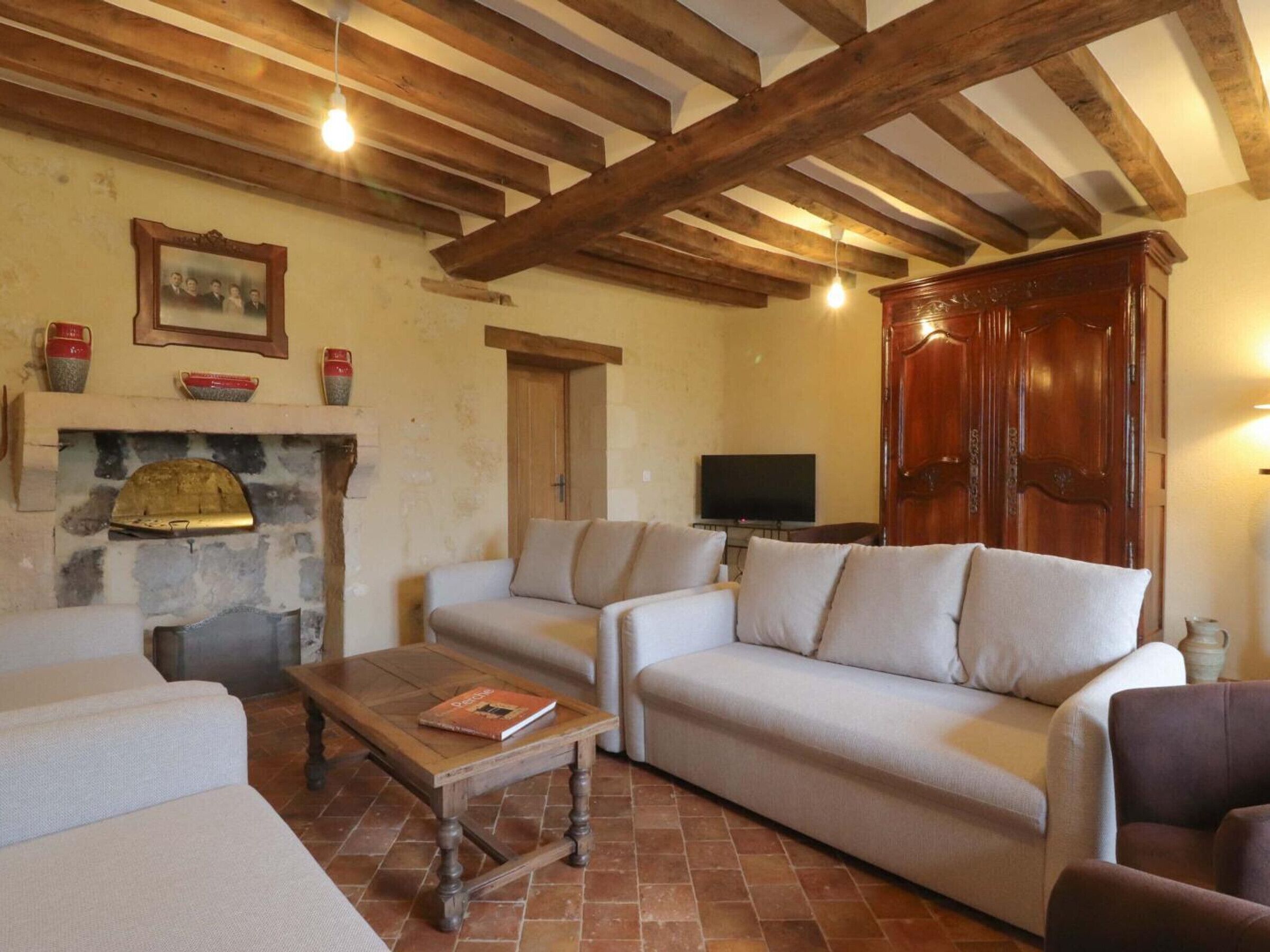 TV, fireplace, table tennis