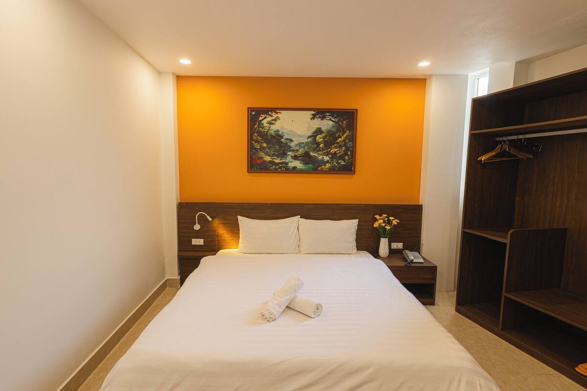Standard Double Room Single Use | Free WiFi