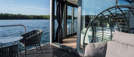 Panoramic Suite, Lake View | Terrace/patio