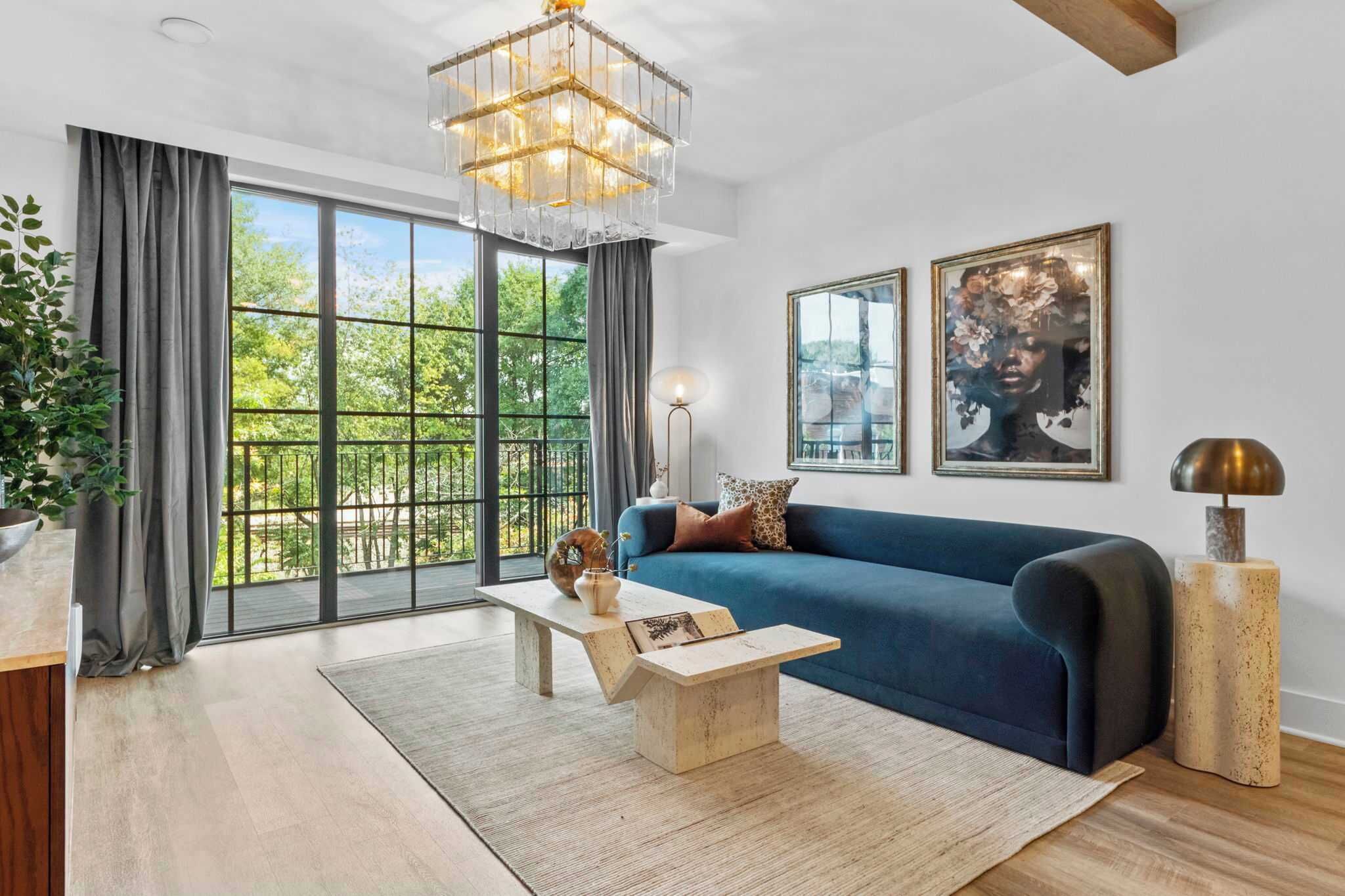 テレビ、書斎 / ワークスペース