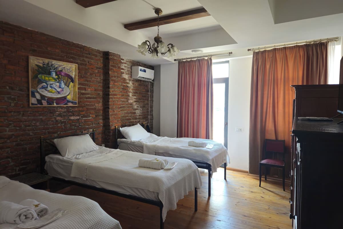 Comfort Triple Room, Balcony, City View | Free WiFi