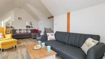 Cottage | Living area