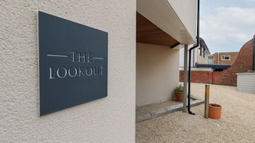 Cottage | Exterior detail