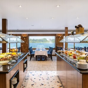 Restaurant - Nile Cruise Escape Every Wednesday from Aswan 3 nights and every Saturday from Luxor 4 nights (Aswan)