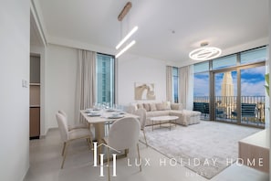Apartment | Dining room