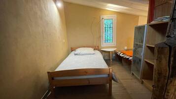 2 chambres, accĂšs Internet, draps fournis