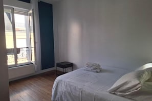 1 bedroom, iron/ironing board, WiFi