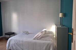 1 bedroom, iron/ironing board, WiFi