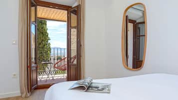 1 dormitorio, tabla de planchar con plancha, wifi gratis y ropa de cama