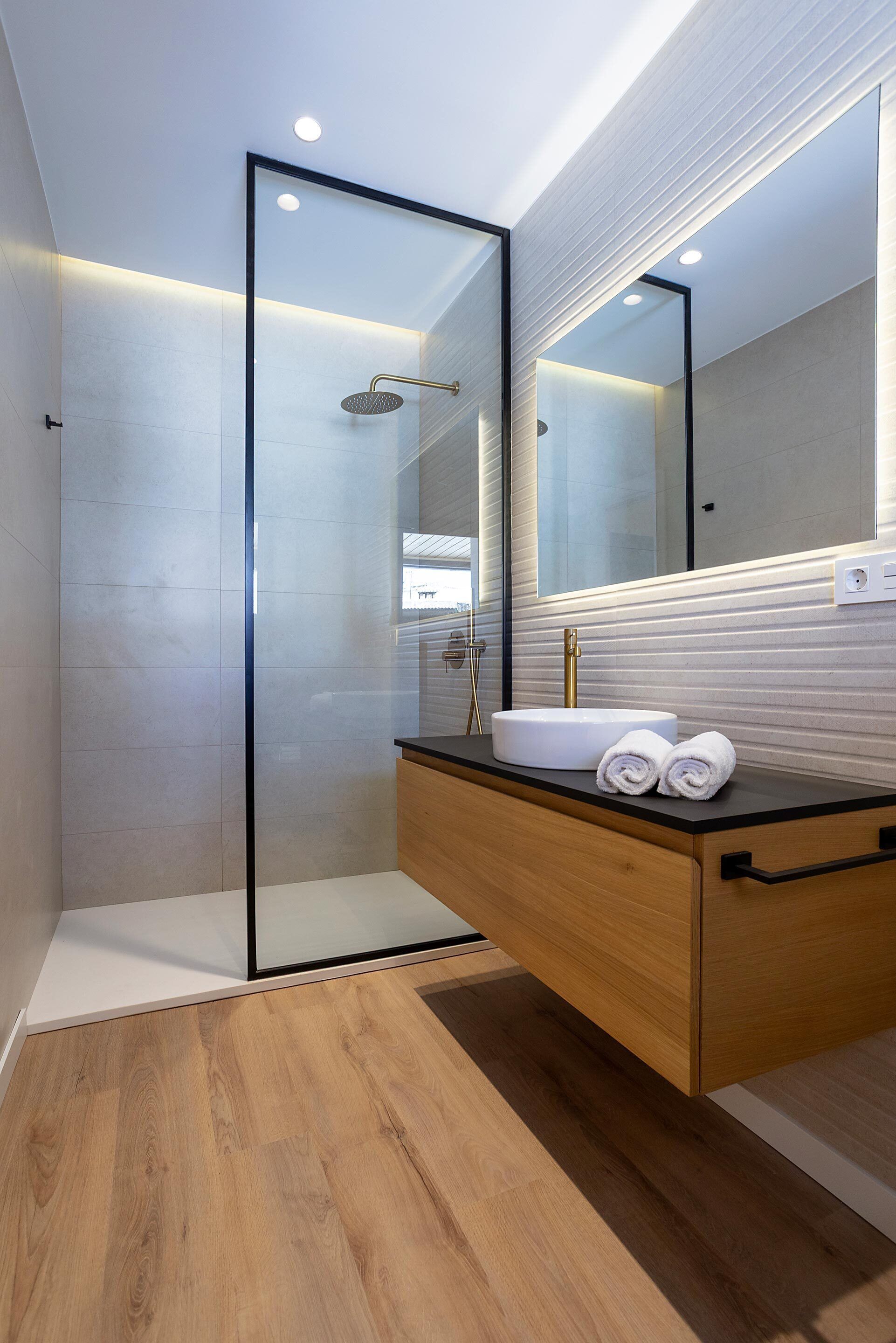 独立别墅 (1 Bedroom) | 浴室 | 淋浴设施、免费洗浴用品、吹风机、毛巾