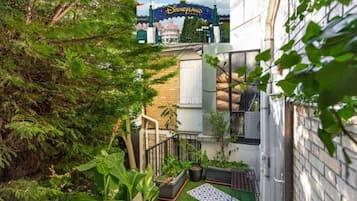 Enceinte de lâhĂ©bergement