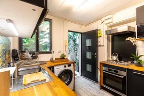 Private kitchen - Gaia House, Urban Oasis, RER A, Paris in 20min (Saint-Maur-des-Fossés)