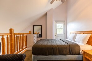 1 غرفة نوم ومكواة/لوح كي وسرير سفر وواي فاي مجانًا