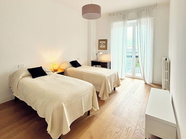 4 bedrooms, iron/ironing board, travel crib, free WiFi