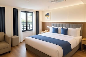 Suíte luxo, vista para o rio | Cofres nos quartos, cortinas blackout, quartos à prova de som