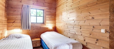 Reisekinderbett, WLAN, BettwÀsche