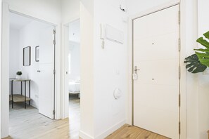 Appartement Familial | Coin séjour | Télévision de 50 cm avec chaînes par câble