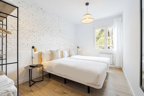 Apartamento família | Wi-Fi de cortesia, roupa de cama
