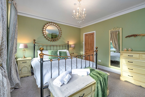 3 habitaciones, wifi gratis y ropa de cama